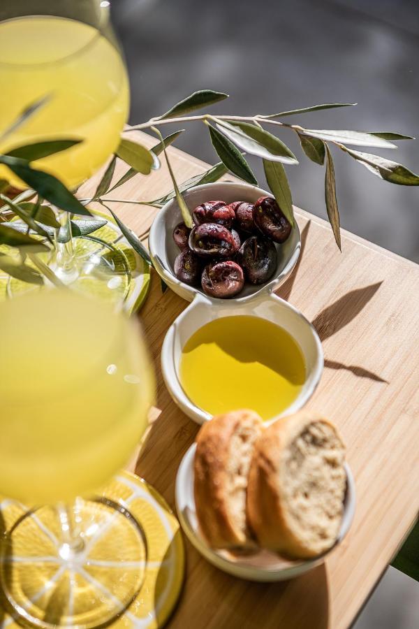 Olive Lemon Biophilic House & Lush Forest Garden Вамос Экстерьер фото