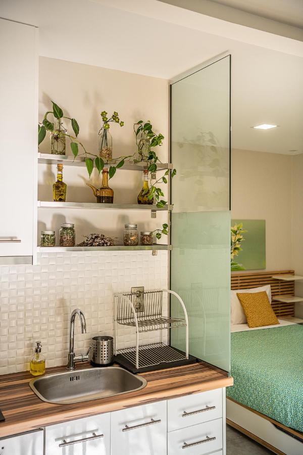 Olive Lemon Biophilic House & Lush Forest Garden Вамос Экстерьер фото